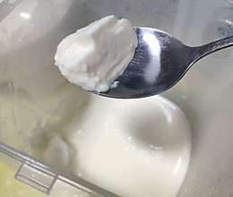自制不要酸奶机3步-源源不断浓稠酸奶的做法