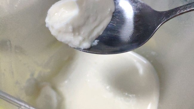 自制不要酸奶机3步-源源不断浓稠酸奶的做法