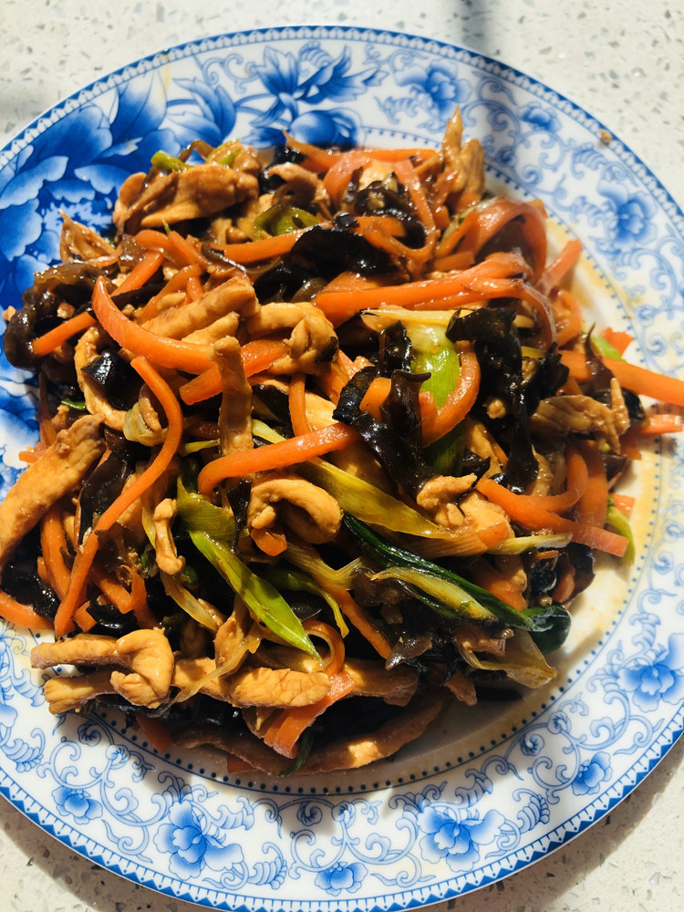 家庭版鱼香肉丝的做法