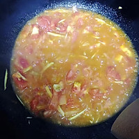 酸辣番茄鱼汤的做法图解3