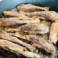 香煎猪寸骨的做法图解4