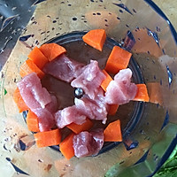 肉丸子菠菜香菇汤的做法图解1