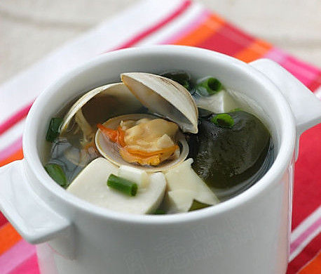 海带豆腐蛤蜊汤