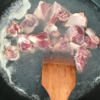 排骨海带汤的做法图解1