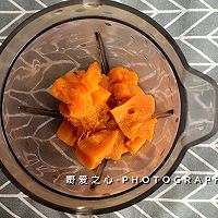 奶油南瓜浓汤的做法图解3