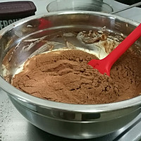 巧克力海绵蛋糕#铁釜烧饭就是香#的做法图解5