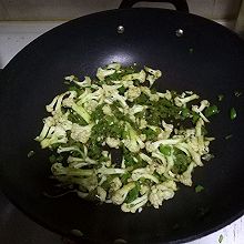 花菜炒青椒