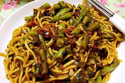 西红柿豆角焖面