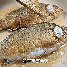 鲫鱼豆腐汤