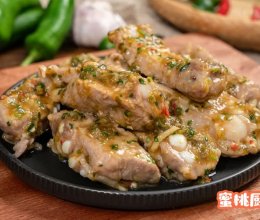 夏天解腻肉菜【手把排骨】香到上手抓！的做法