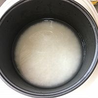 土豆香肠焖饭的做法图解3