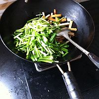 韭菜炒豆腐干的做法图解6