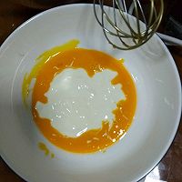 酸奶蒸蛋糕的做法图解3