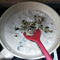 #换着花样吃早餐#无奶油的麦香奶油蘑菇汤的做法图解10