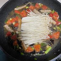 番茄金针菇汤的做法图解7