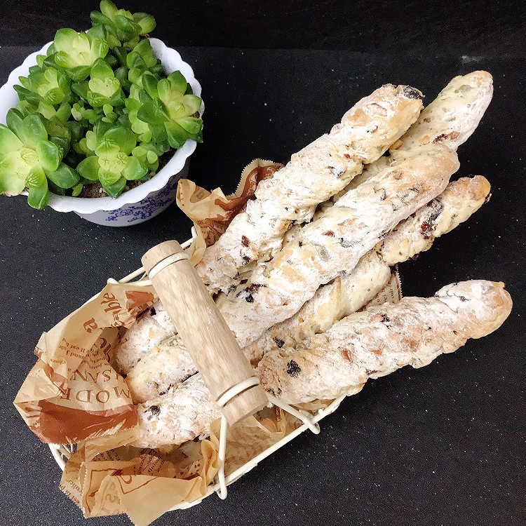 坚果面包棒的做法