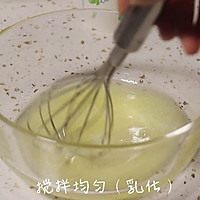 #甜蜜暖冬，“焙”感幸福#纸杯蛋糕：给圣诞孩子的加糖治愈。的做法图解4