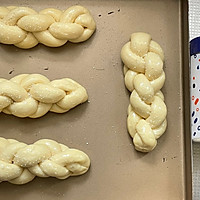 #奈特兰芝士粉挑战赛#芝士辫子面包的做法图解11