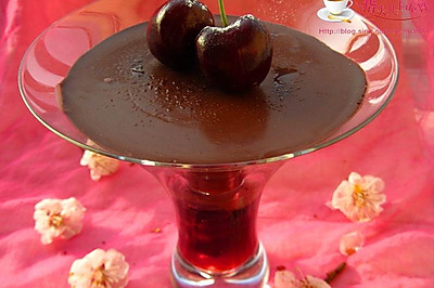 浓情蜜意巧克力—樱桃巧克力