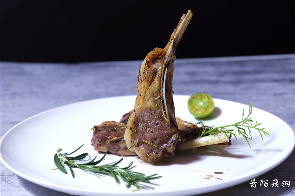 Roast lamb chops