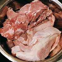 『家的味道』粤式红烧牛肉的做法图解1