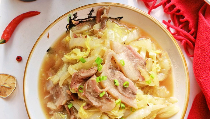 白菜炖烧肉