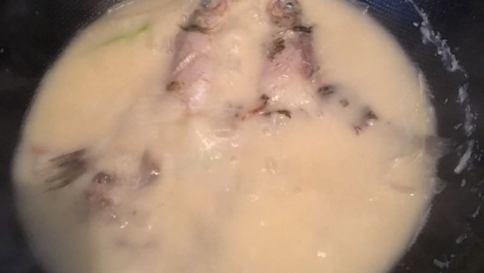 鲫鱼汤