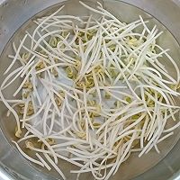 #我为奥运出食力#韭菜豆芽炒米粉的做法图解3