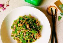 #葱伴侣豆瓣酱能蘸善炒#酱爆青椒肉丝的做法