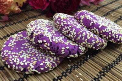紫薯芝麻小饼