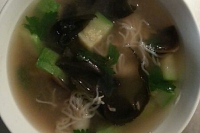 清汤寡水
