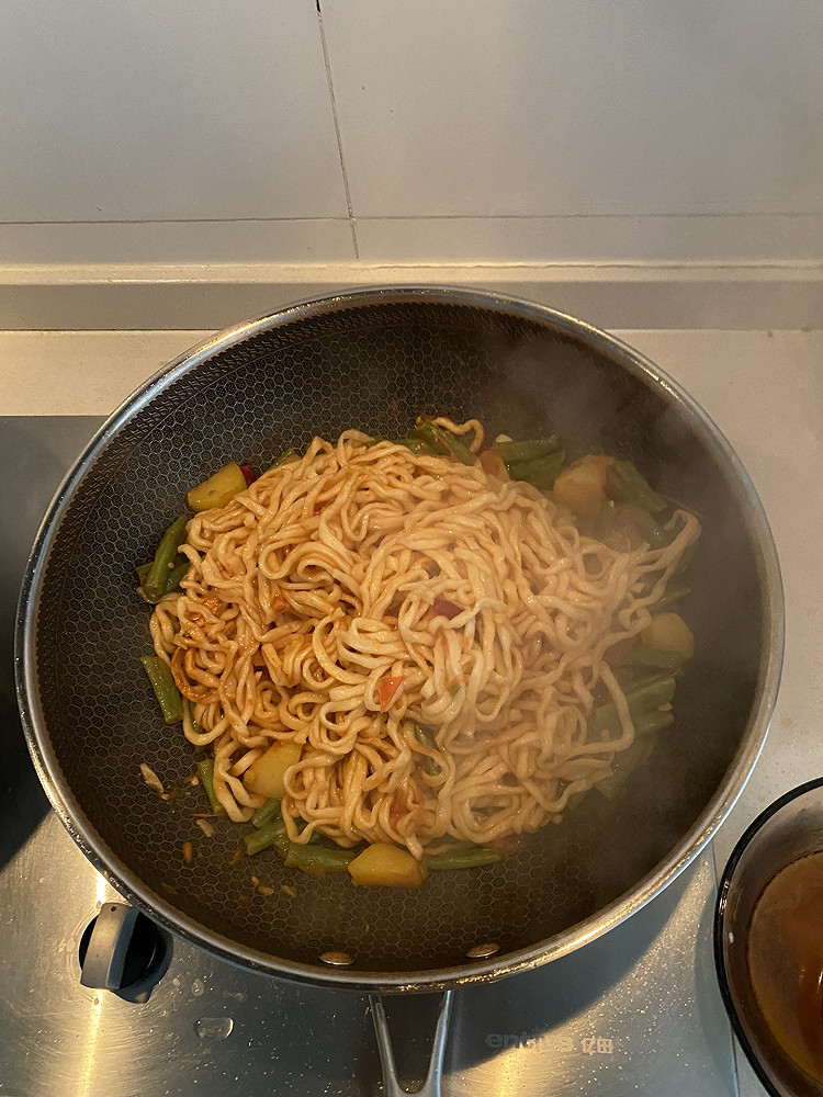 简单入手的土豆豆角焖面的做法