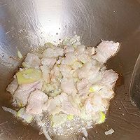 #让每餐蔬菜都营养美味#鸡汁黑白菜的做法图解4