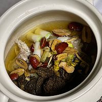 羊肚菌石斛煲排骨汤的做法图解4