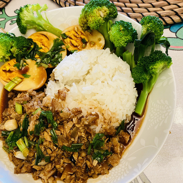 卤肉饭的做法