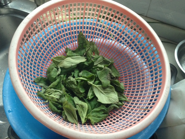 培根芦笋菌菇青酱意面（附青酱做法）的做法图解1