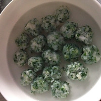 翡翠龙利鱼丸汤的做法图解14