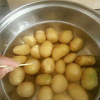 酱香小土豆的做法图解2