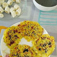 电饼铛早餐红薯鸡蛋剩米饭饼的做法图解6