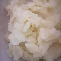 蜂蜜土豆丸子的做法图解3