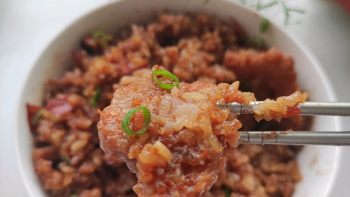 香辣鲜嫩粉蒸牛肉