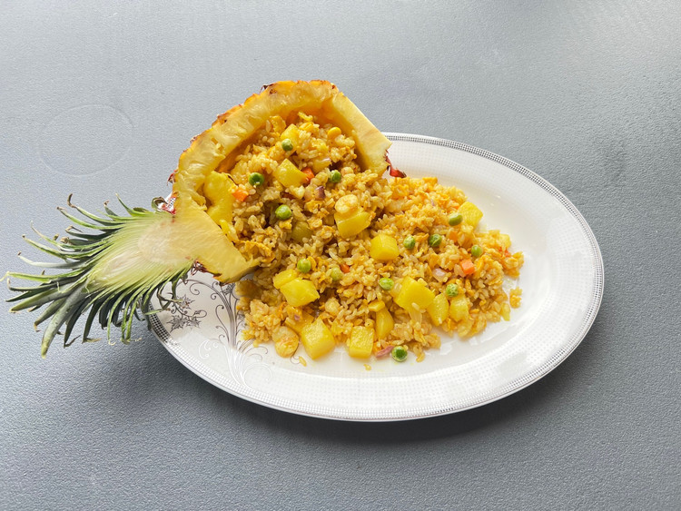 泰式菠萝咖喱饭的做法
