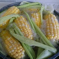 #夏日消暑，非它莫属#夏季的甜玉米的做法图解6