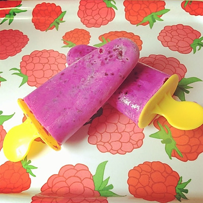 有果肉的冰棒——火龙果蔓越莓牛奶冰棒