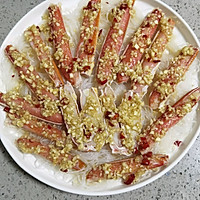 蒜蓉粉丝蒸松叶蟹的做法图解8