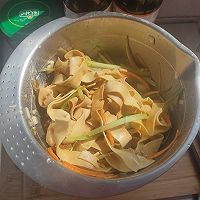 #换着花样吃早餐#葱油豆腐皮的做法图解9