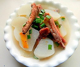 萝卜肋排汤的做法