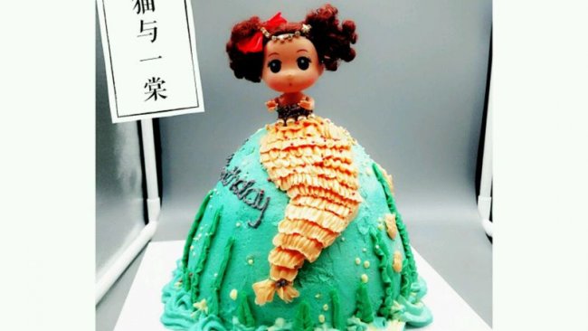 芭比娃娃美人鱼蛋糕的做法
