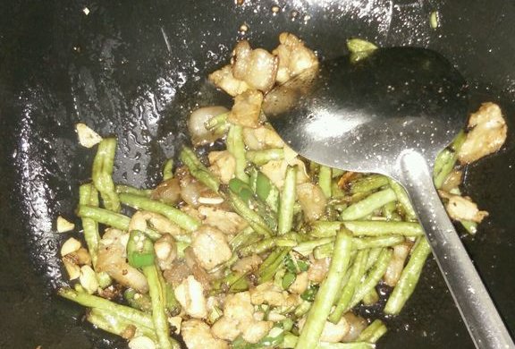 豆角炒肉