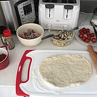 虾仁火腿披萨的做法图解2